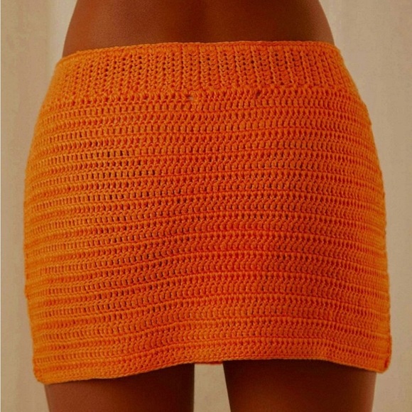 Skims Swim Crochet Mini Skirt Cover Up NWT. Size 4x - Picture 10 of 10